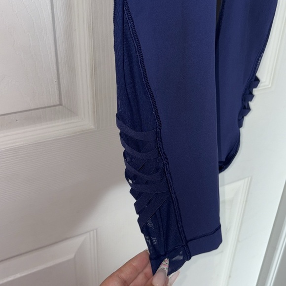 LuluLemon SoulCycle Crop Leggings - Picture 6 of 6